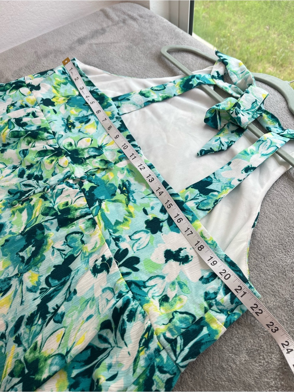 Torrid NWOT Tiered Maxi Dress High neckline sleeveless size 2X female blonde - Picture 9 of 13